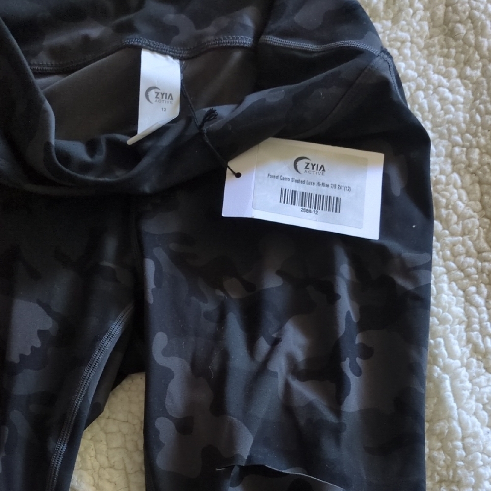 Zyia Forest Camo Slashed Luxe Leggings